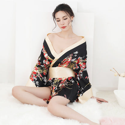Kimono Japonais Élégance | Satin Premium & Motifs Floraux